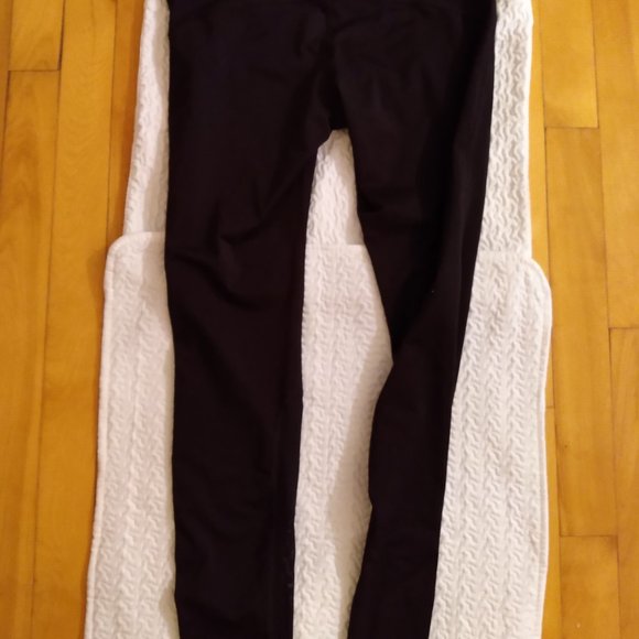 Legging Nike, taille M junior, noir - Picture 3 of 4